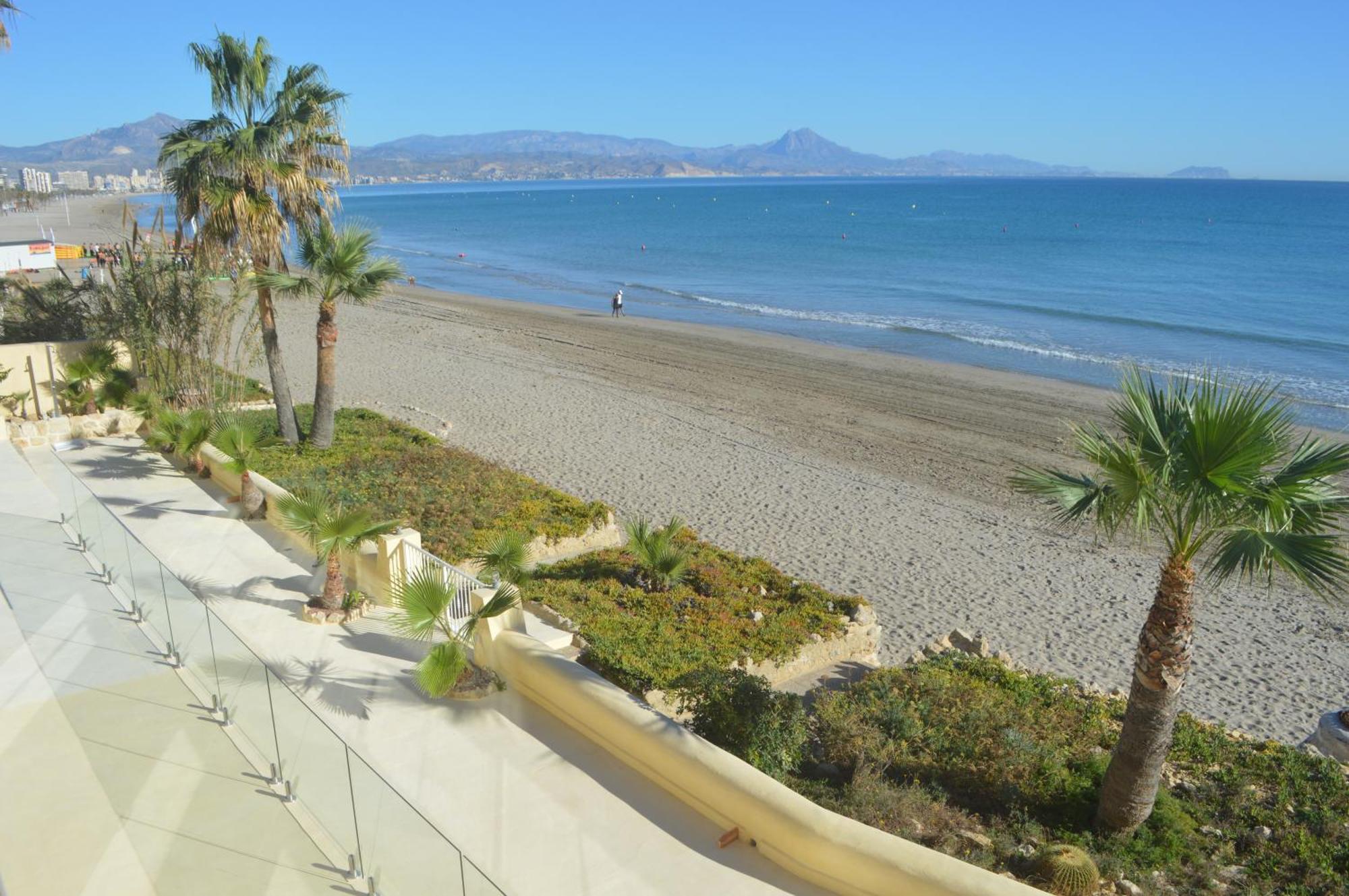 Excepcional Apartamento Amanecer Al Borde De Playa Y Mar, En Chalet Roquetes Alicante Dış mekan fotoğraf