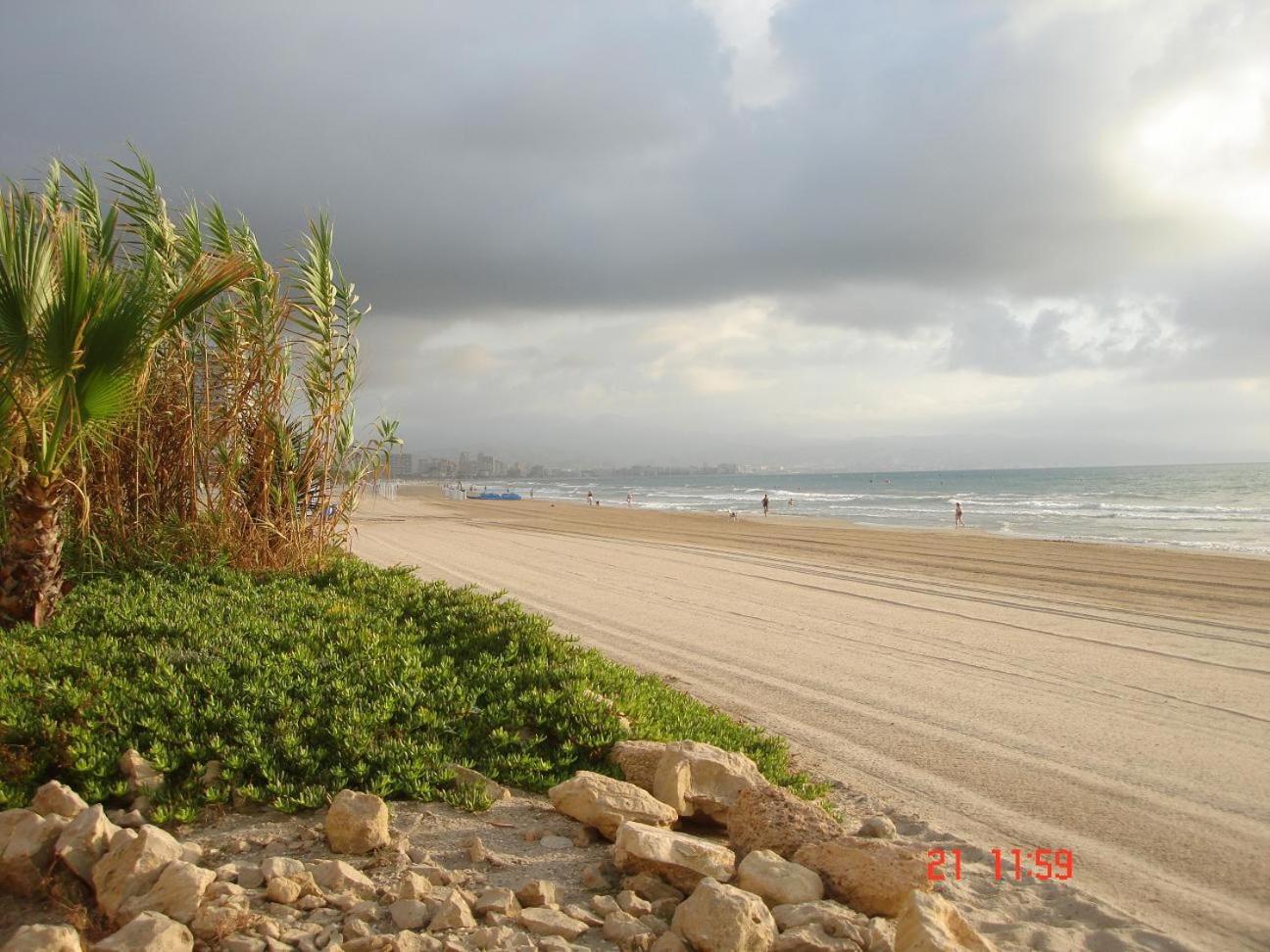 Excepcional Apartamento Amanecer Al Borde De Playa Y Mar, En Chalet Roquetes Alicante Dış mekan fotoğraf